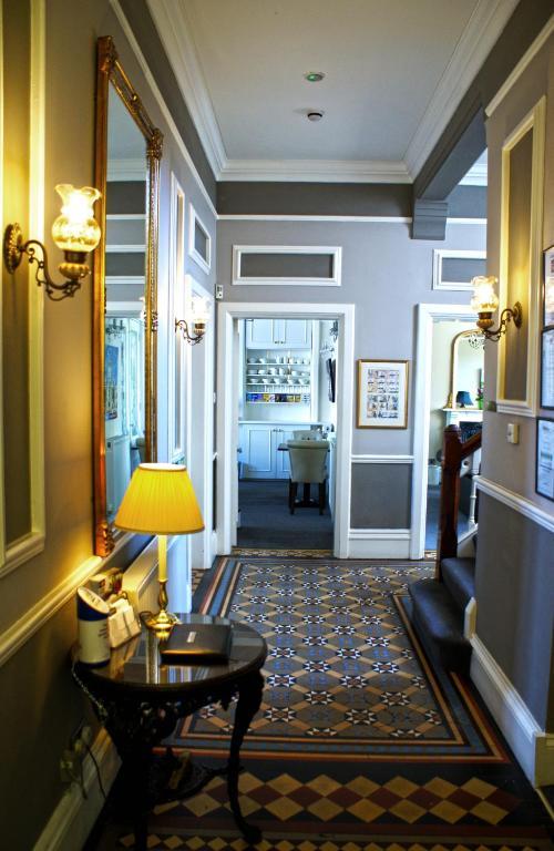 The Wyastone Hotel Cheltenham Exterior photo
